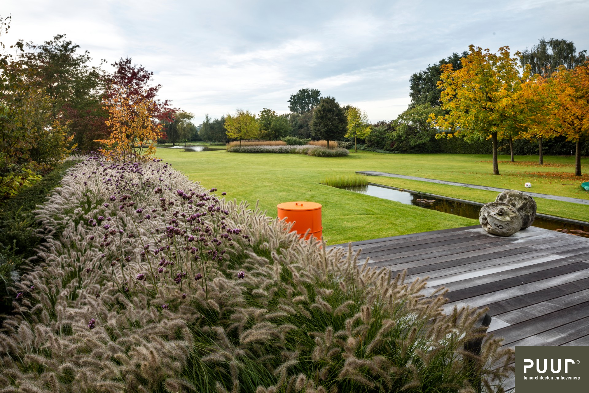 Natuurvijver in parktuin - Puur Groen