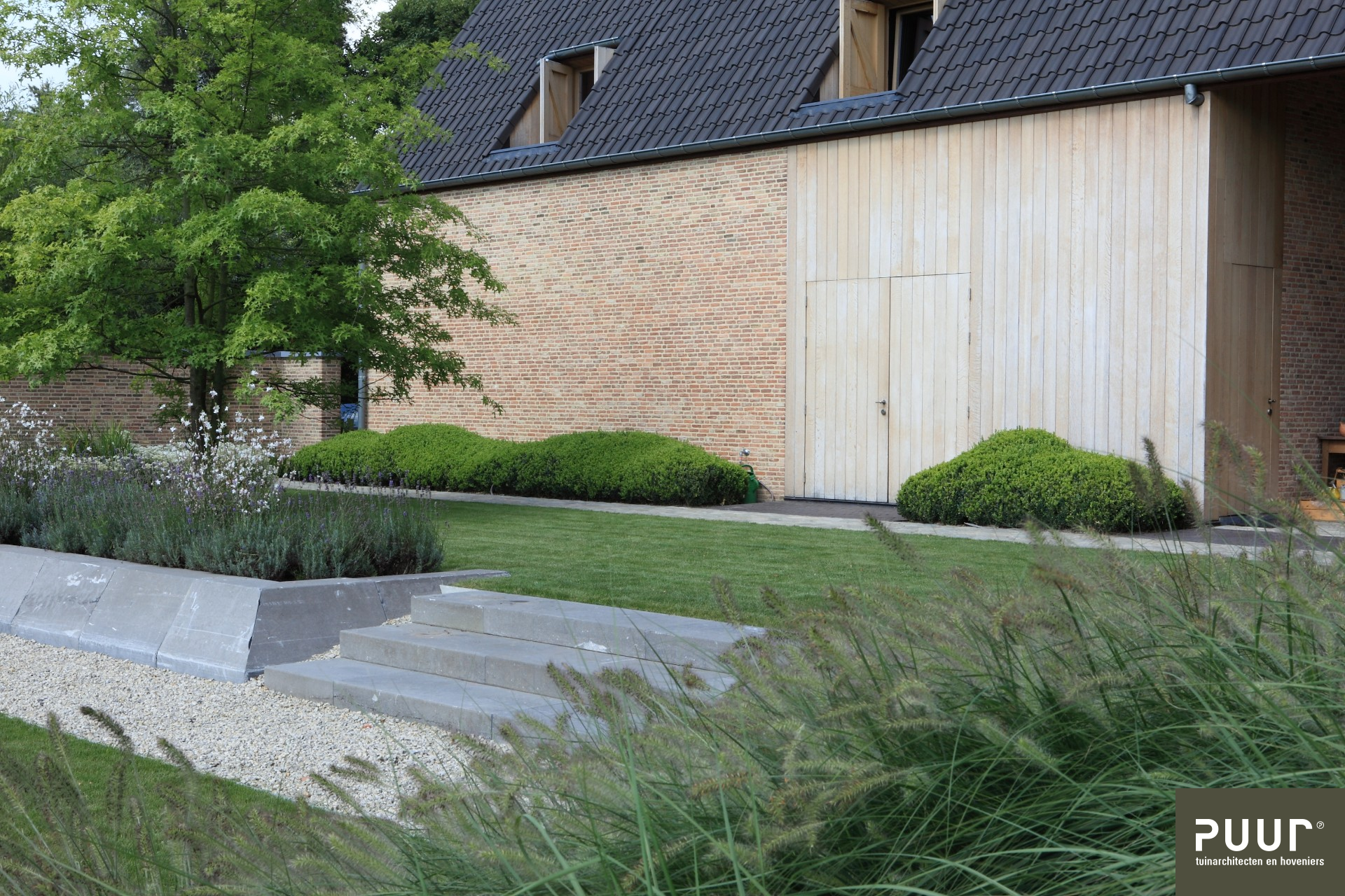 Hedendaagse en moderne boerderijtuin in Schimpen - Puur Groen