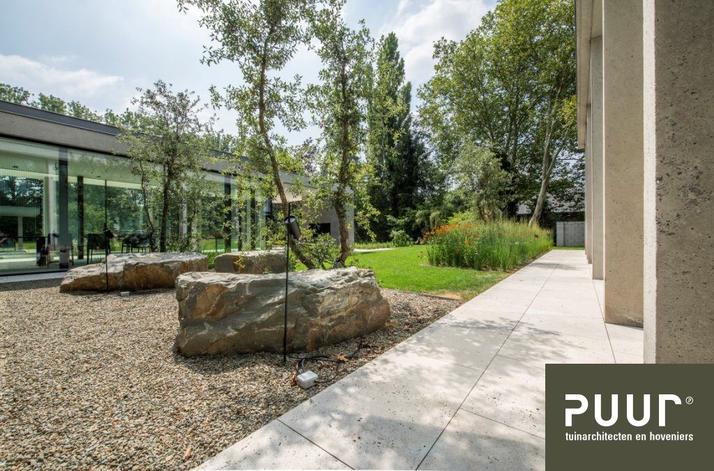 Vacatures 8 Natuurtuin met natuursteen_PUUR Groen